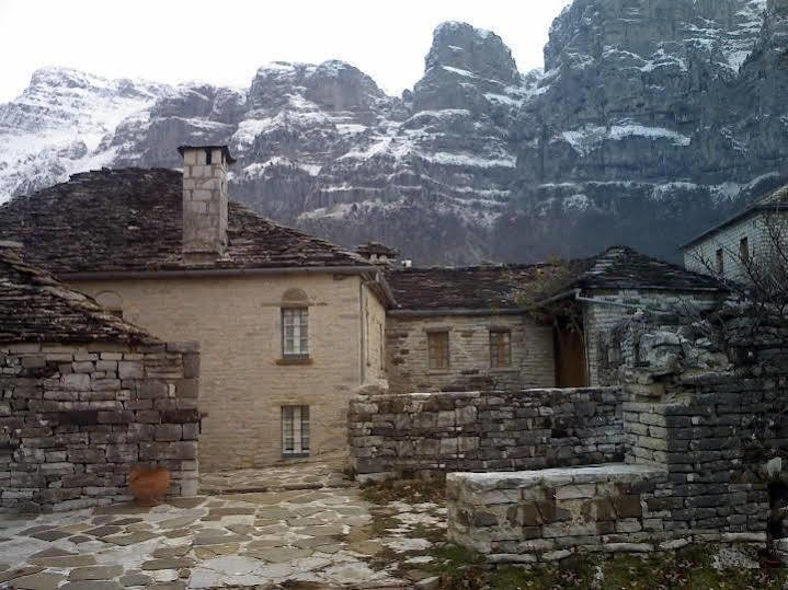 Guesthouse Ioannidis Papingo Extérieur photo